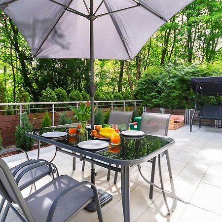Beachfront Apartment Haga With Free Parking By Noclegi Renters Sopoty Exteriér fotografie