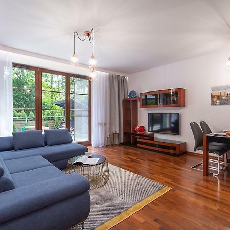 Beachfront Apartment Haga With Free Parking By Noclegi Renters Sopoty Exteriér fotografie