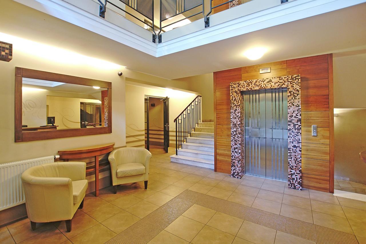 Beachfront Apartment Haga With Free Parking By Noclegi Renters Sopoty Exteriér fotografie