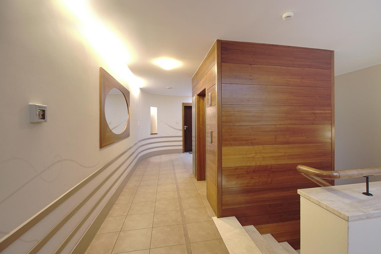 Beachfront Apartment Haga With Free Parking By Noclegi Renters Sopoty Exteriér fotografie