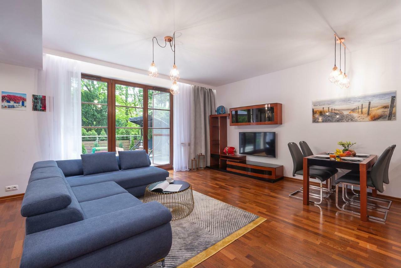 Beachfront Apartment Haga With Free Parking By Noclegi Renters Sopoty Exteriér fotografie